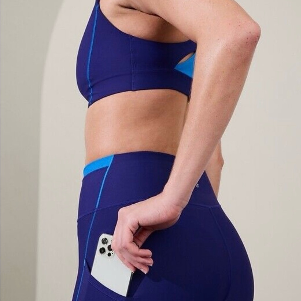 Athleta Interval Stash High Rise Tipped 7/8 Leggings